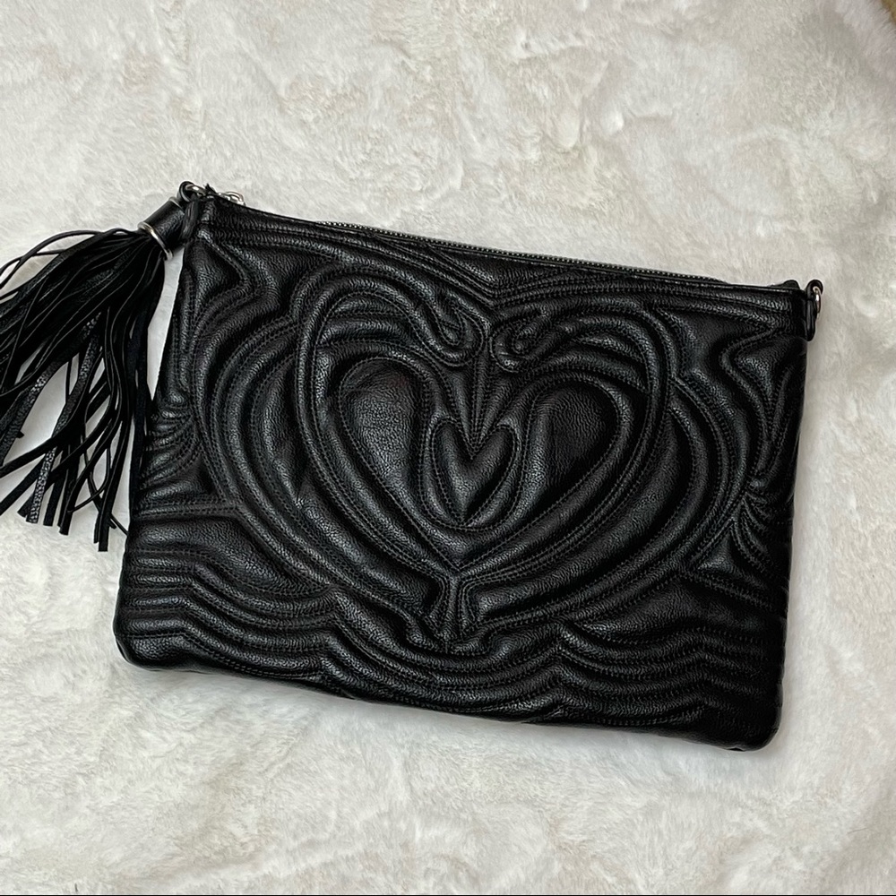 H&M - Wide Clutch with black tassel zipper